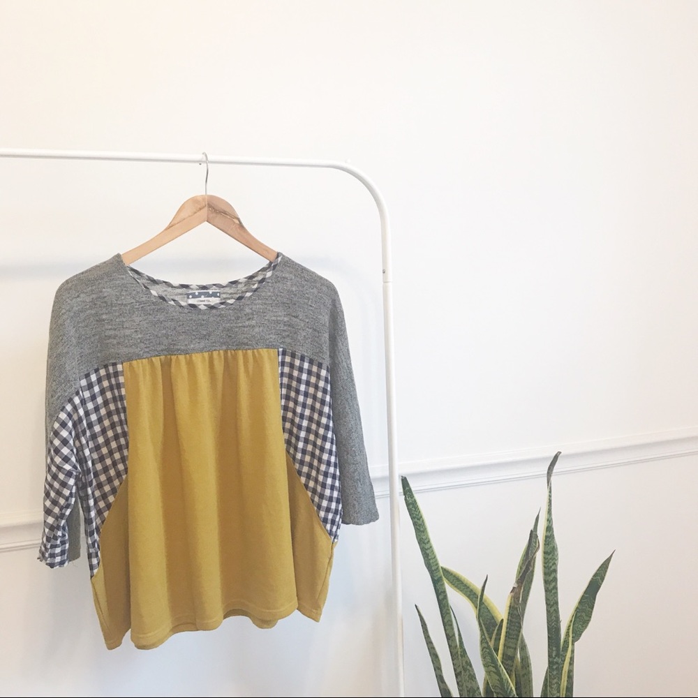 🚌 Comme Tol | mustard yellow and gingham top M